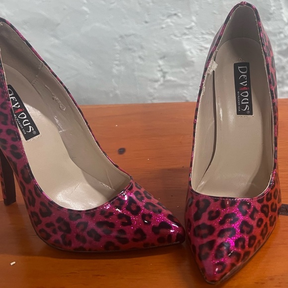 Devious Pink Leopard Heels by Pleaser - Picture 2 of 5